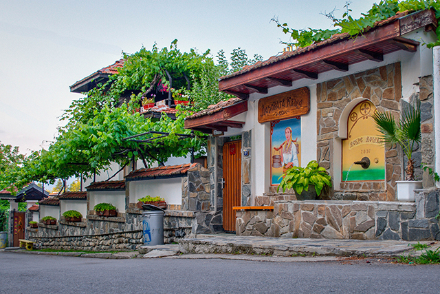 Стая със спалня в Лазовата Къща, гр. Сапарева Баня